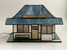 Century Classics Centuryville Station Stained Glass Lamp 1993 Train Depot Works picture