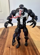 2008 Hasbro Marvel Venom Action Figure w/ Scorpion Tail Spider-Man Legends 7” picture
