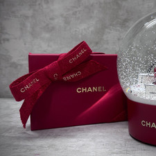 Very Rare CHANEL 2025 Chinese New Year Leather Red Pouch With Camellia Embossing picture