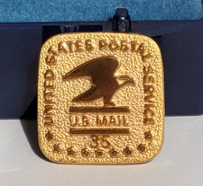 USPS United States Postal Service 35 Year Award Gold Tone Eagle Lapel Pin picture