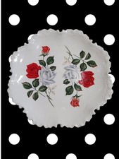 Beautiful vintage decorative earthenware plate picture