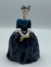 Lovely 1965 Royal Doulton HN 2341