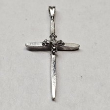 14K WHITE GOLD CROSS WITH DIAMOND ACCENT PENDANT FOR NECKLACE 1.6gr 1.25