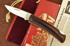 VINTAGE BUCK MADE IN USA 1972-1986 THE TREASURY WOOD LOCKBACK KNIFE 527 (34179) picture
