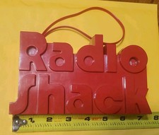 VTG 1979 Radio Shack AM Novelty Transistor Radio 12-465 Red Plastic Logo Tandy picture