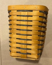 Longaberger medium Square Woven Wood Storage Basket 1997 with plastic liner. picture
