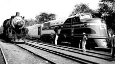 Rock Island CRIP EMD TA 601 and 4-6-2 979 Sept 3 1937 5 x 7 Photo picture