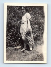 Old Vintage Photo SOLO WOMAN PRETTY LADY IN YARD ANTIQUE PHOTOGRAPH B&W SNAPSHOT picture
