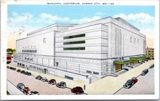 Kansas City, Missouri - Municipal Auditorium Postcard picture