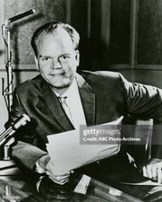 paul harvey's the rest of the story 3,080 radio shows picture