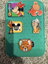 Disney Pin Trading Pinfolio Starter Board With 5 Diamond Backed Authentic Pins picture