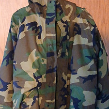VTG 1996 US Military ECWCS Gen 1 Gore-tex Parka Woodland Camo Parka Medium Reg picture