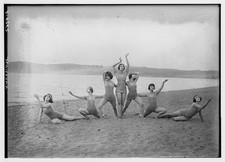 Photo:Denishawn Dancers Martha Graham Louise Brooks Beach Photograph picture