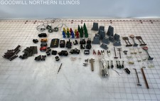Atlas & Bachmann Train Accessories Lot: Railroad Cross, Bridge Piers, Tracks+ picture