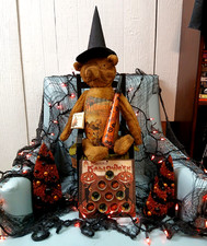 VTG RARE  Bethany Lowe Lucky Halloween  Bear w/ Original Hat & Horn & Extras picture