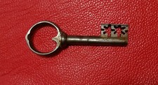 ANTIQUE 15TH-16TH CENTURY WROUGHT COLLECTIBLE IRON  DOOR/CHEST LOCK KEY **14cm** picture