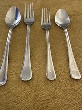 Gibson STUDIO Stainless Glossy Raised Edge Round Tip (4) Piece Setting picture