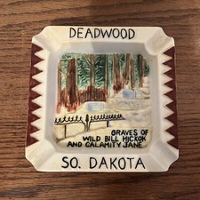 VTG Deadwood So. Dakota Ceramic 3-D Ashtray Wild Bill Hickok Calamity Jane Grave picture