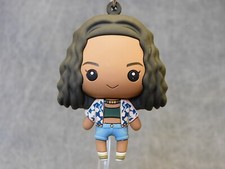 Outer Banks NEW * Kiara Clip * Blind Bag Key Chain Monogram Netflix picture