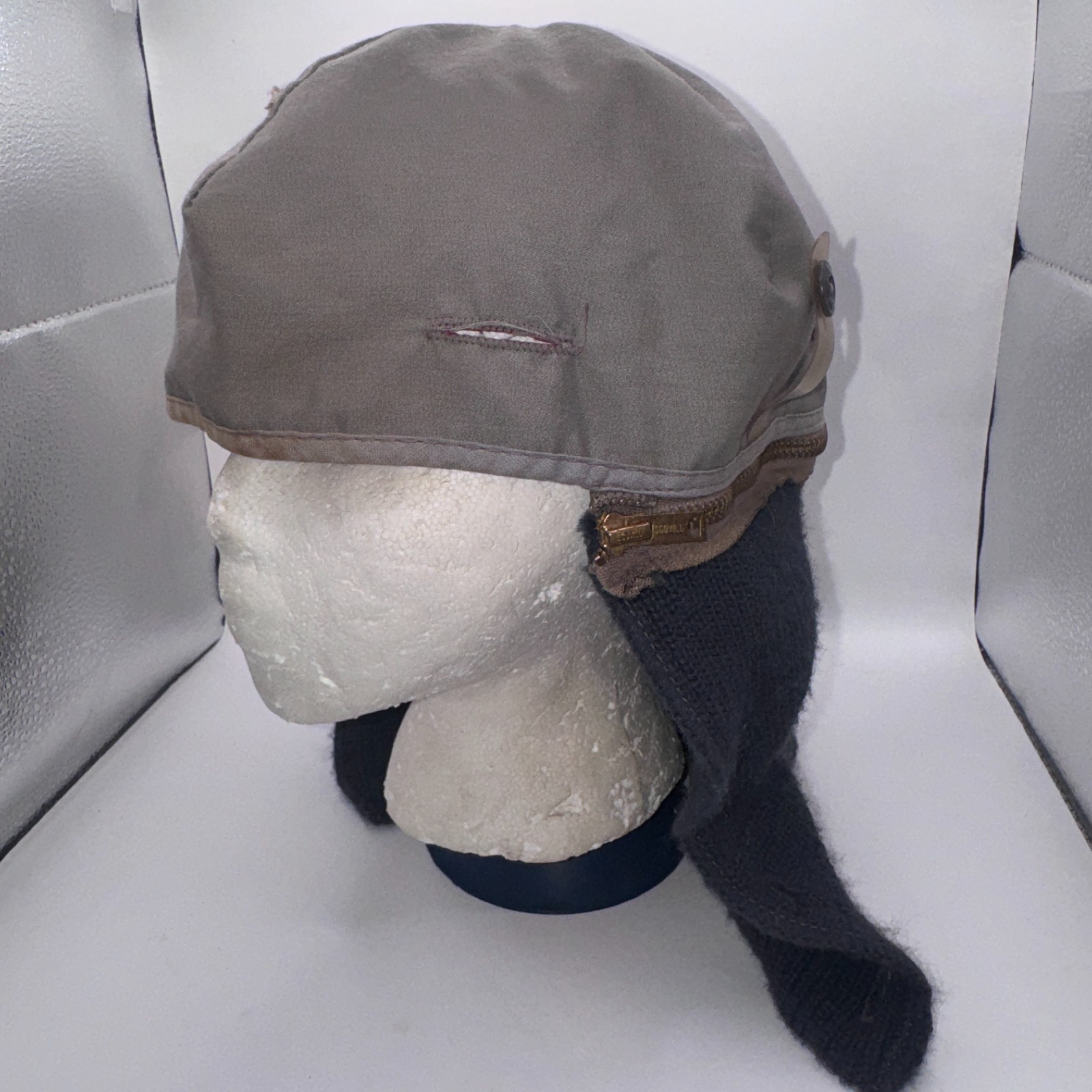 Vintage US Army Aviator WWII Winter Cap Zipper Neck Guarder