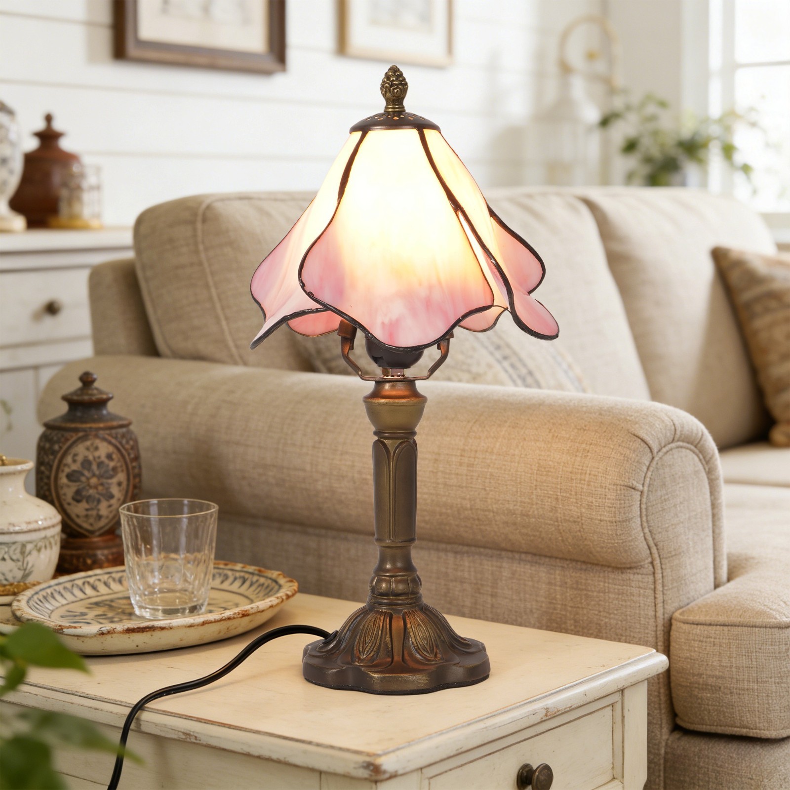 Tiffany Pink Petal Desk Lamp, Handmade Home Decoration Office/ Reading Desk Lamp