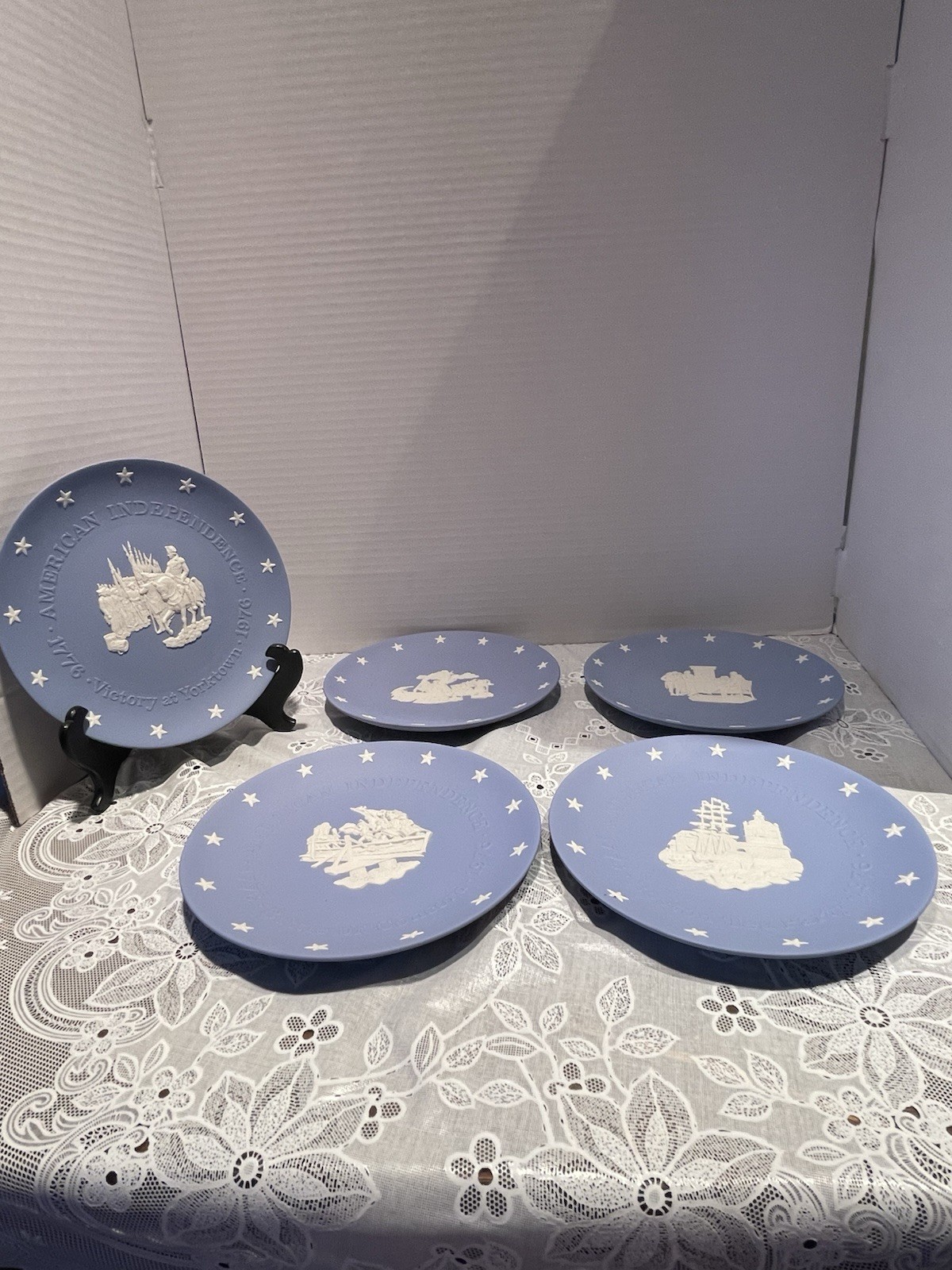 Wedgwood 1776-1976 American Independence 8in Blue Jasperware Plate Set of 5 USA