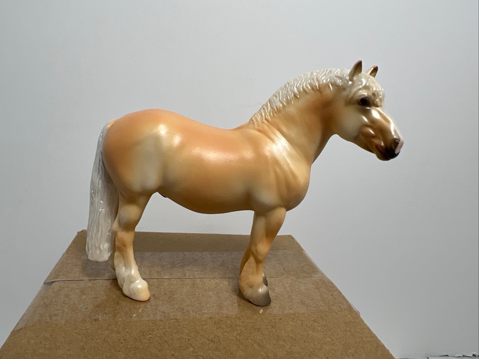 Breyer Stablemates American Cream Draft Deluxe Horse Collection 2025 New Loose