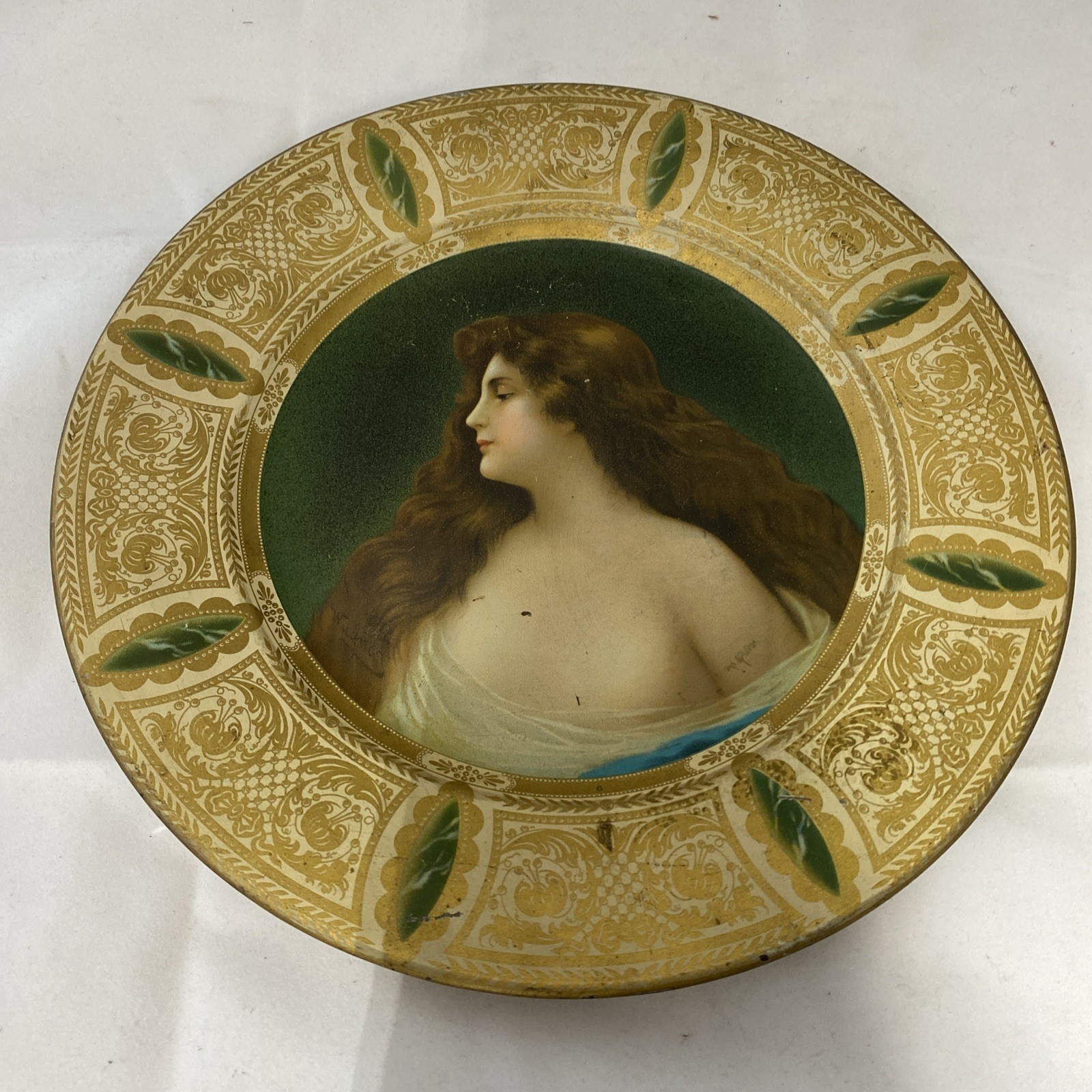 Antique 1905 Dresden Vienna Portrait “Maiden” Tin Lithograph Collection Plate