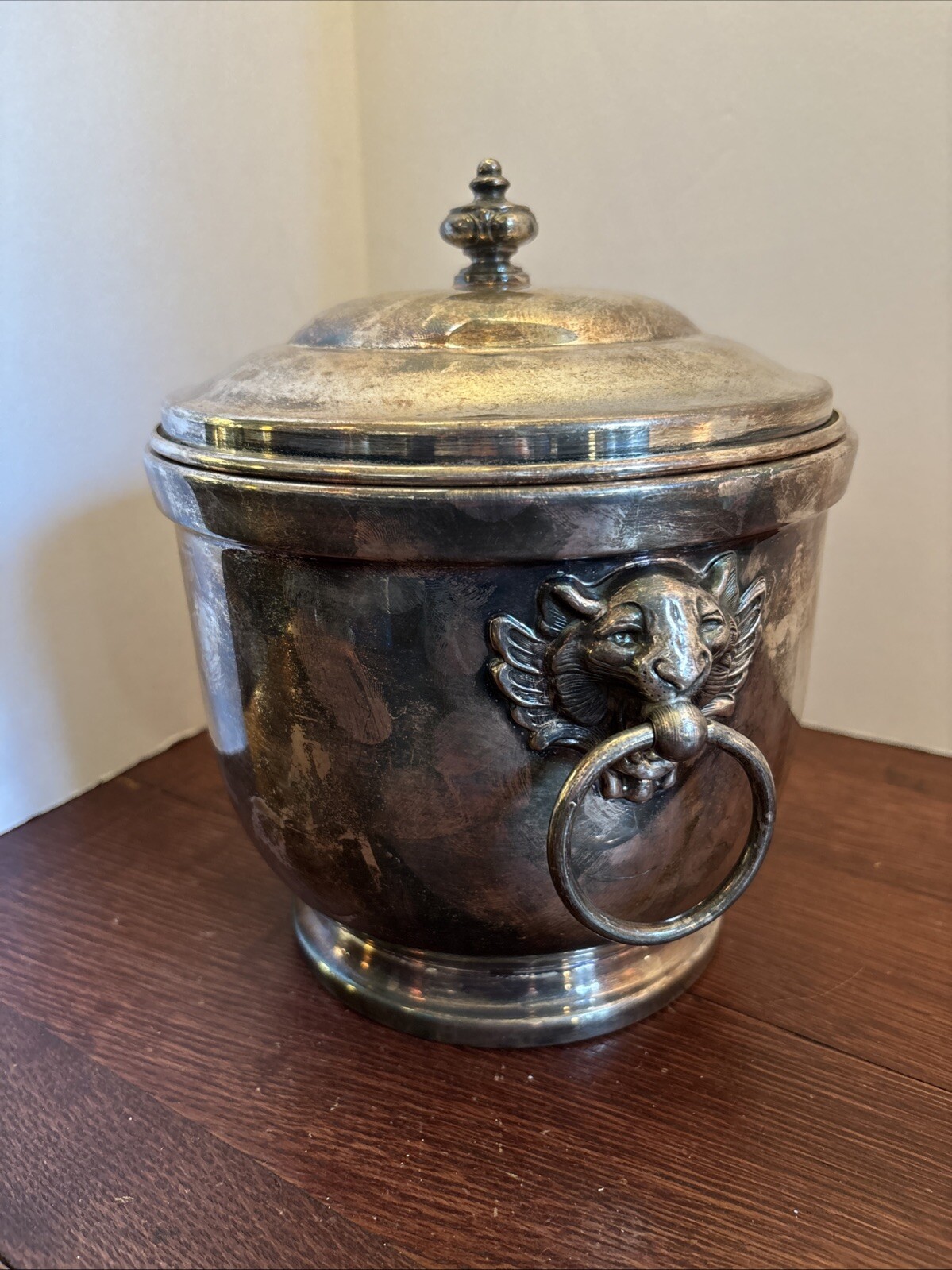 VTG Crosby E.P.C #2 Vacuum Sealed Ice Bucket With Lid, Lion Head Ring Handles