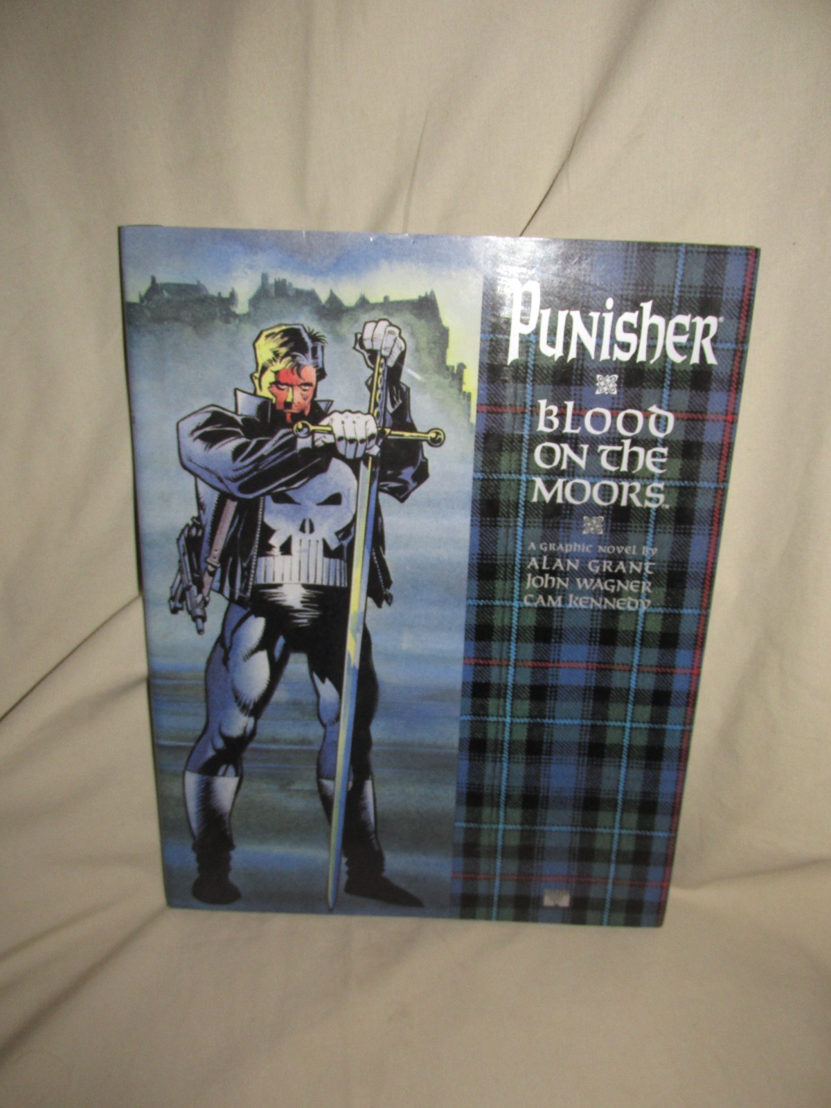 The Punisher Blood on the Moors HC Complete w/ Dust Jacket Marvel 1991