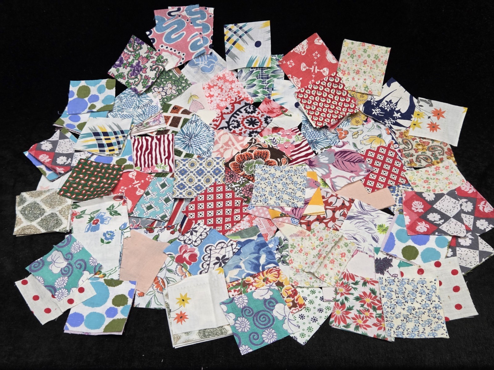BEST 200 Vintage Feedsack Fabric Quilt Squares Flour Sack Material 40s Mixed LOT