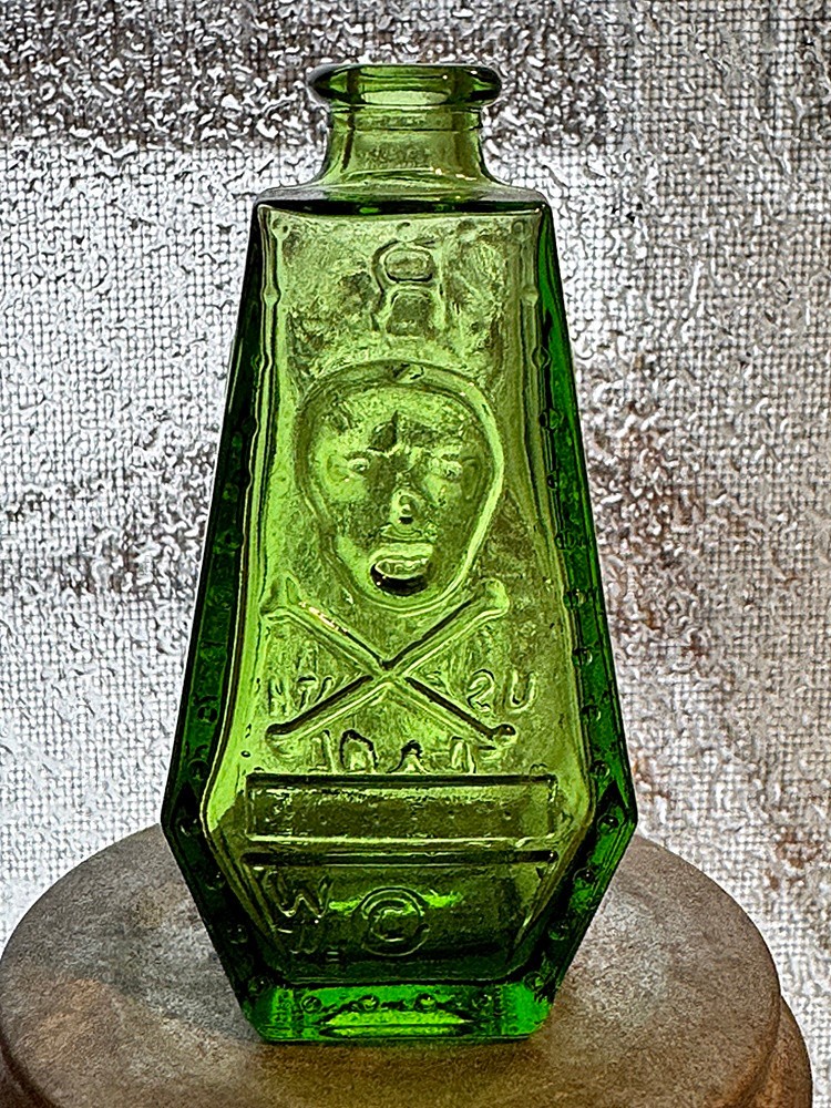 Vintage 1971 Green Wheaton Glass Poison Coffin Bottle RIP