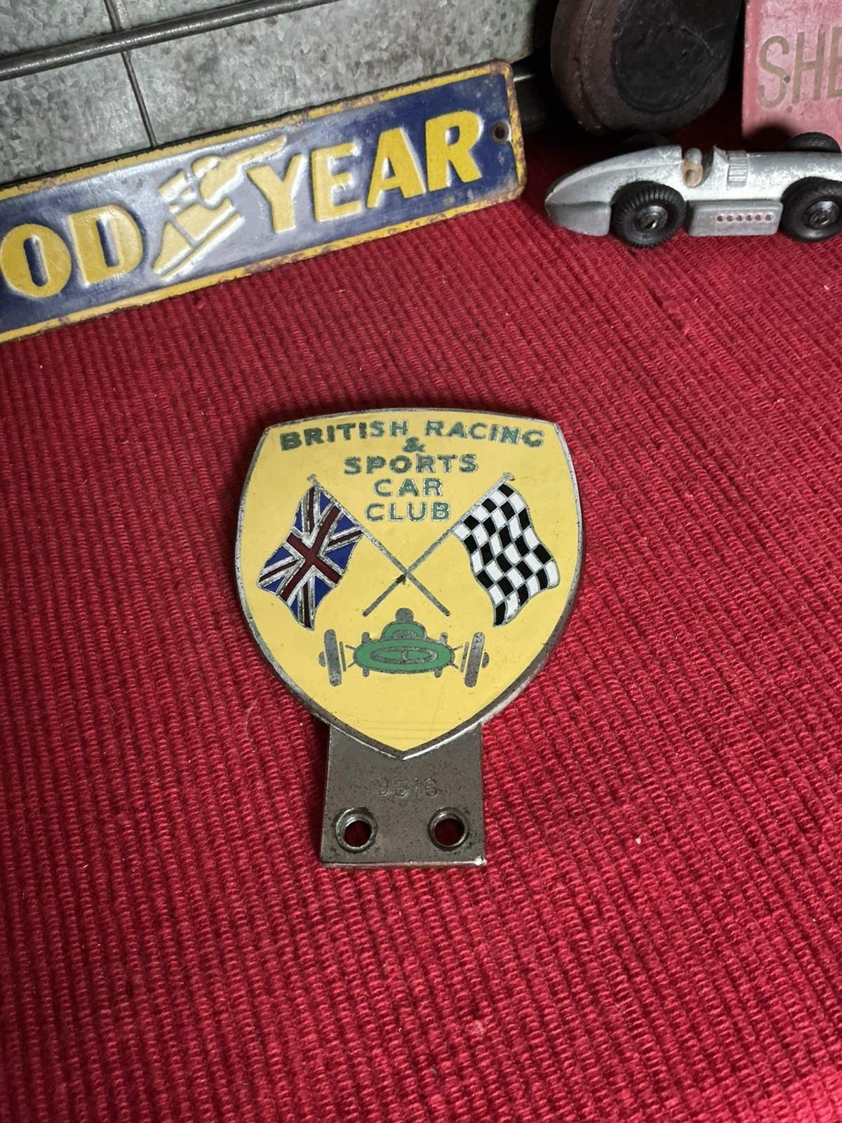 Vintage Car Badge - BRITISH RACING & SPORTS CAR CLUB Car Badge by Collet Badges