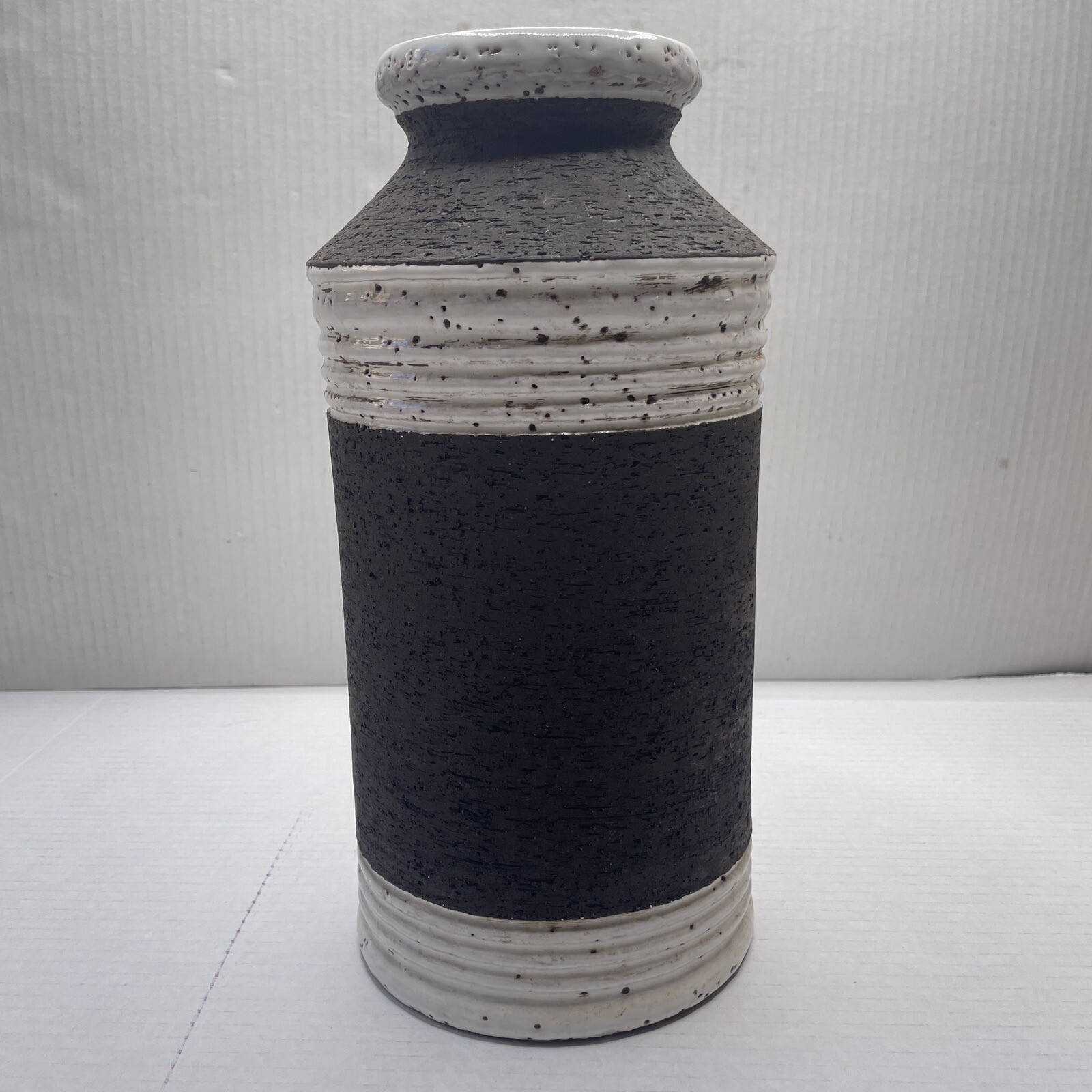 Rosenthal Netter Vase Handcrafted in Italy Brown & White 11” Vintage Bitossi
