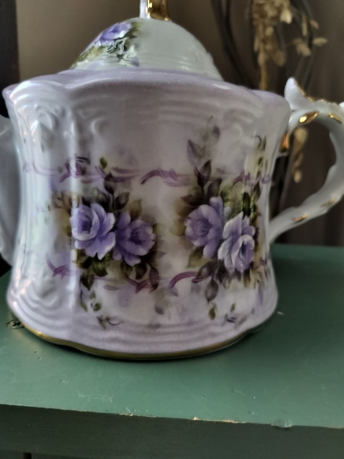 Cracker Barrel Porcelain Musical Teapot w/ Pitcher  Vtg Purple Flowers Victorian