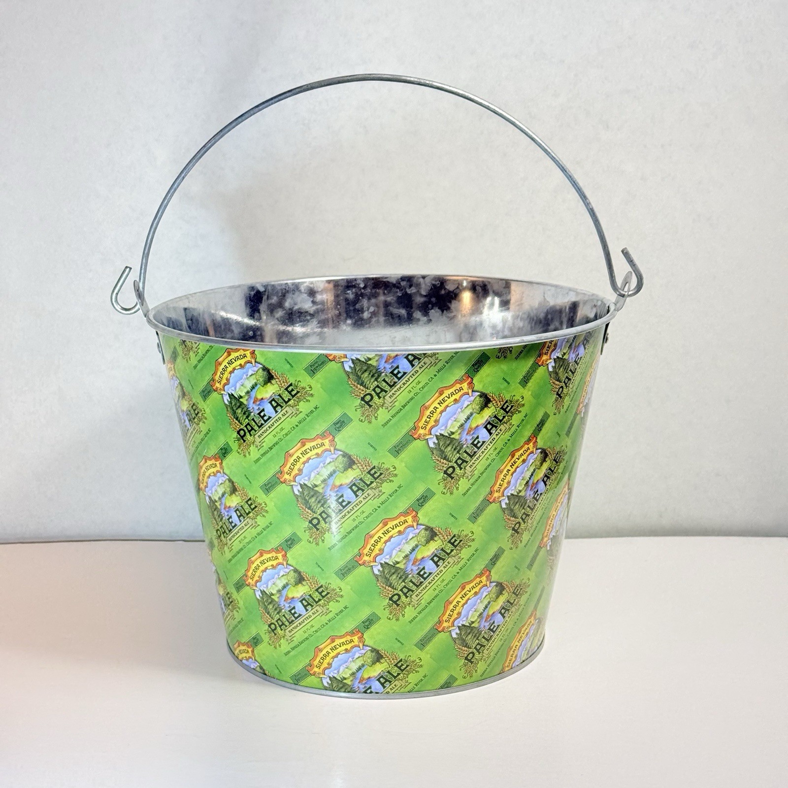 Sierra Nevada Pale Ale Metal Beer Bottle Ice Bucket Pail w/handle Breweriana EUC
