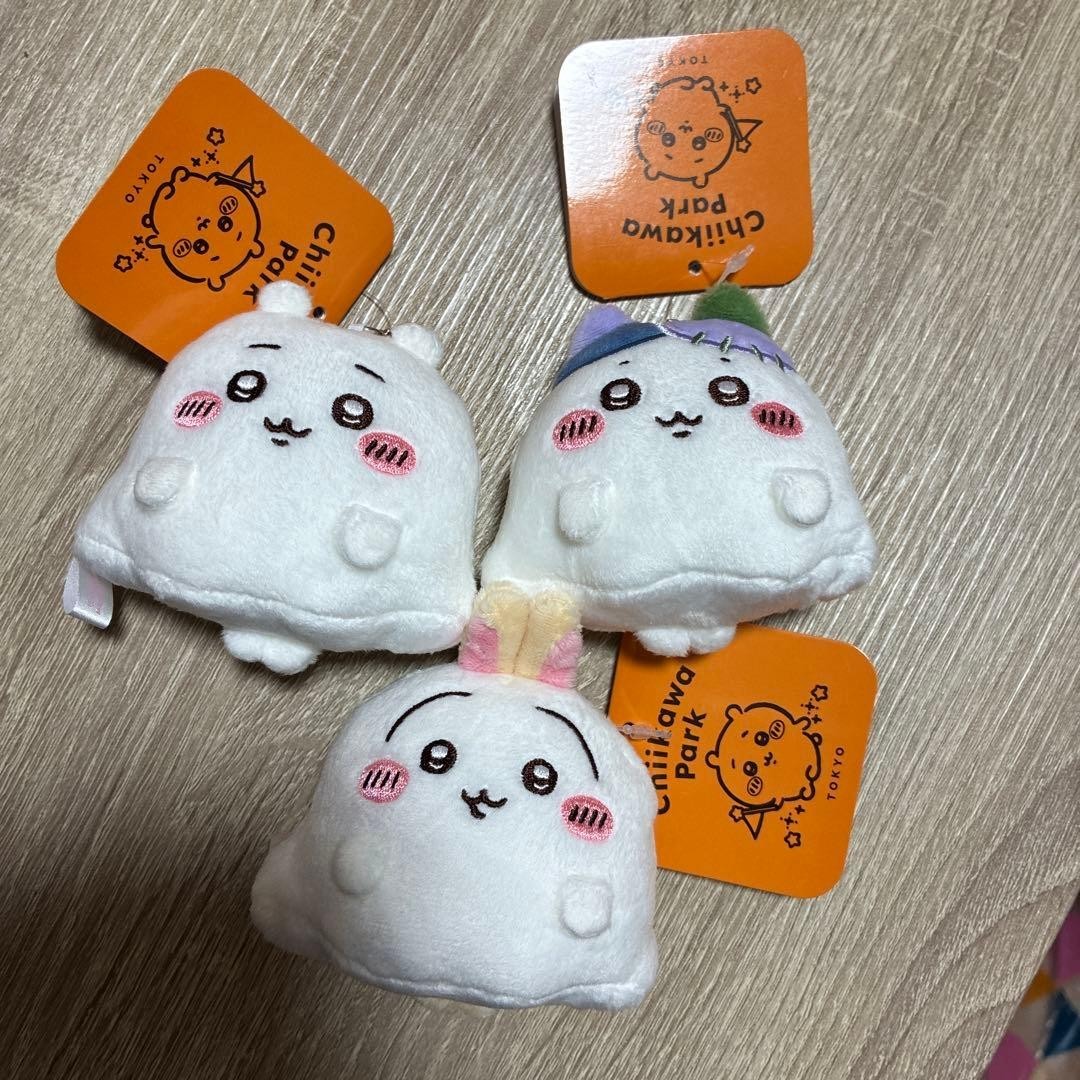 Chiikawa Park Mini Mascot Keyring Ghost Halloween Hachiware Usagi