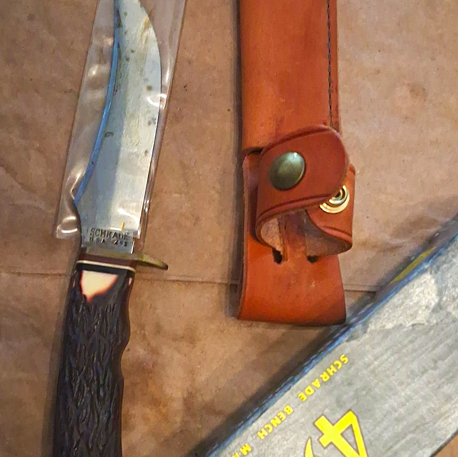 Vintage Schrade 498S Fixed Blade Knife, cosmoline intact,Stagalon w/Sheath