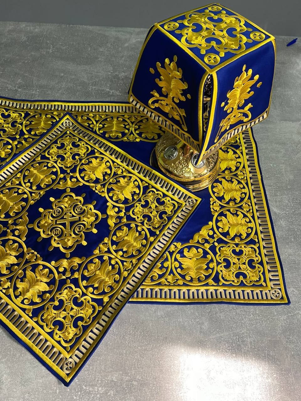 Embroidered Blue Orthodox Chalice Covers - Aer and chalice veil set