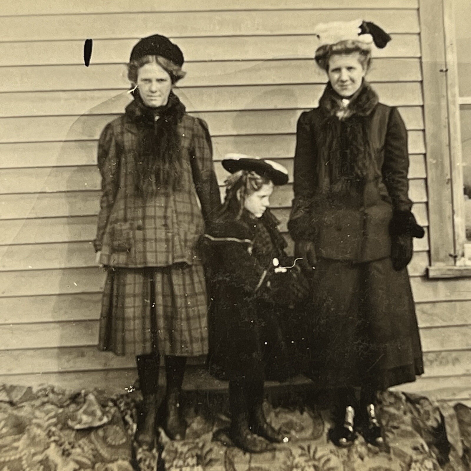 Antique RPPC Real Photograph Postcard Family Women Girl Outside Winter Attire