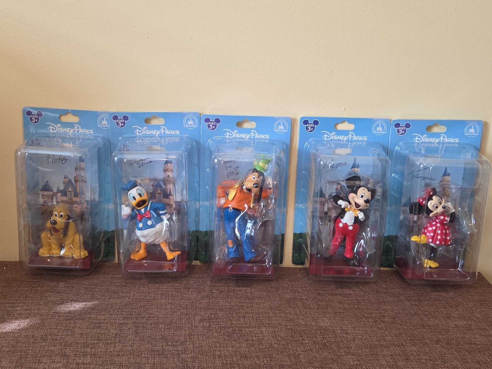 Disney World Disneyland Fab 5 Figure Set Mickey Minnie Donald Goofy Pluto NEW