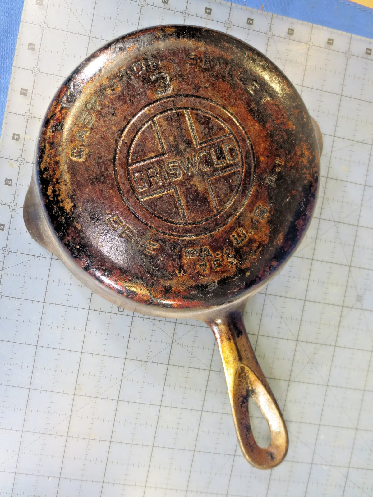 GRISWOLD Cast Iron SKILLET Frying Pan # 3 LARGE BLOCK LOGO (Restore Me)