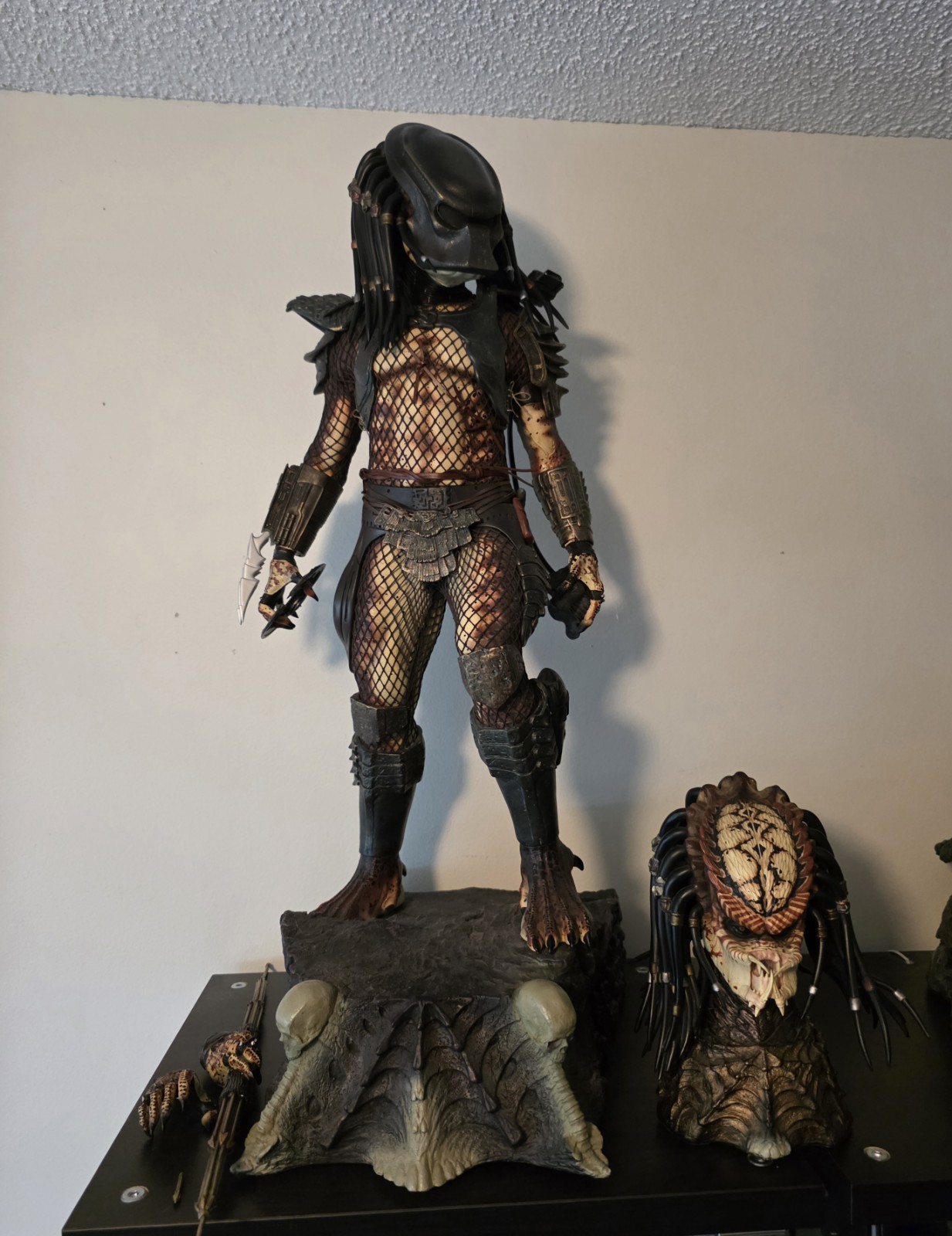 Sideshow collectibles City Hunter predator maquette 1/4th scale statue
