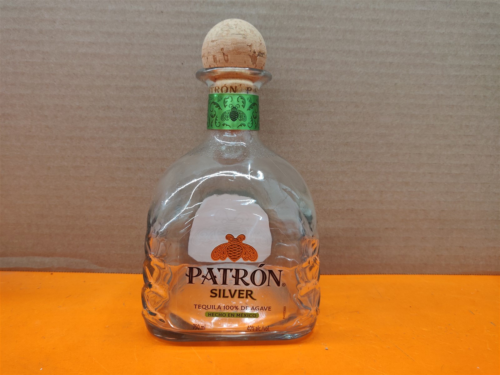 ⭐️⭐️⭐️⭐️⭐️ EMPTY 750mL Patron Silver UPDATED Logo/Bottle for Crafts/Décor