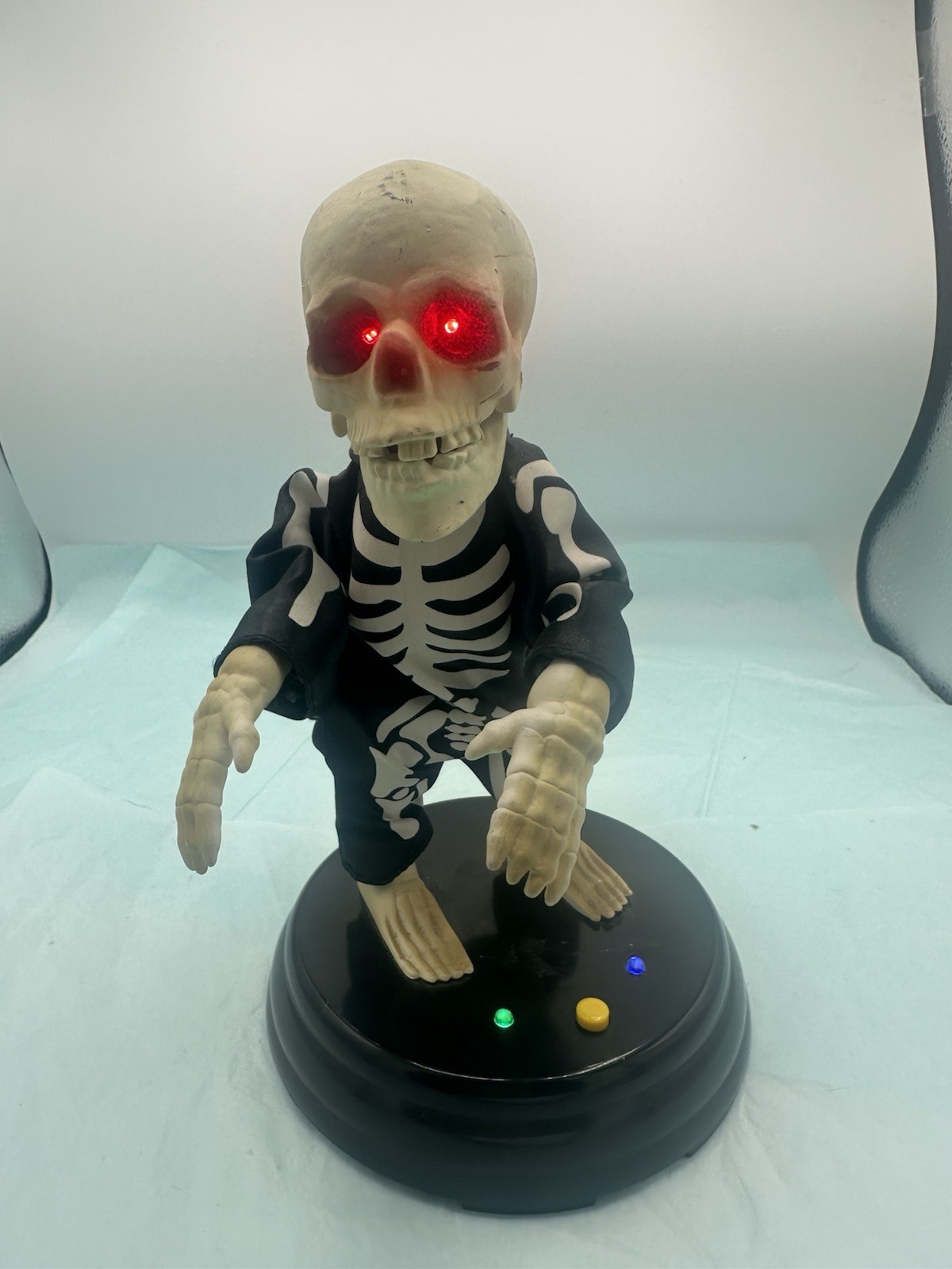 Rare Gemmy Groovin Ghoul Dancing Skeleton Grave Raver “groove line” No Dancing