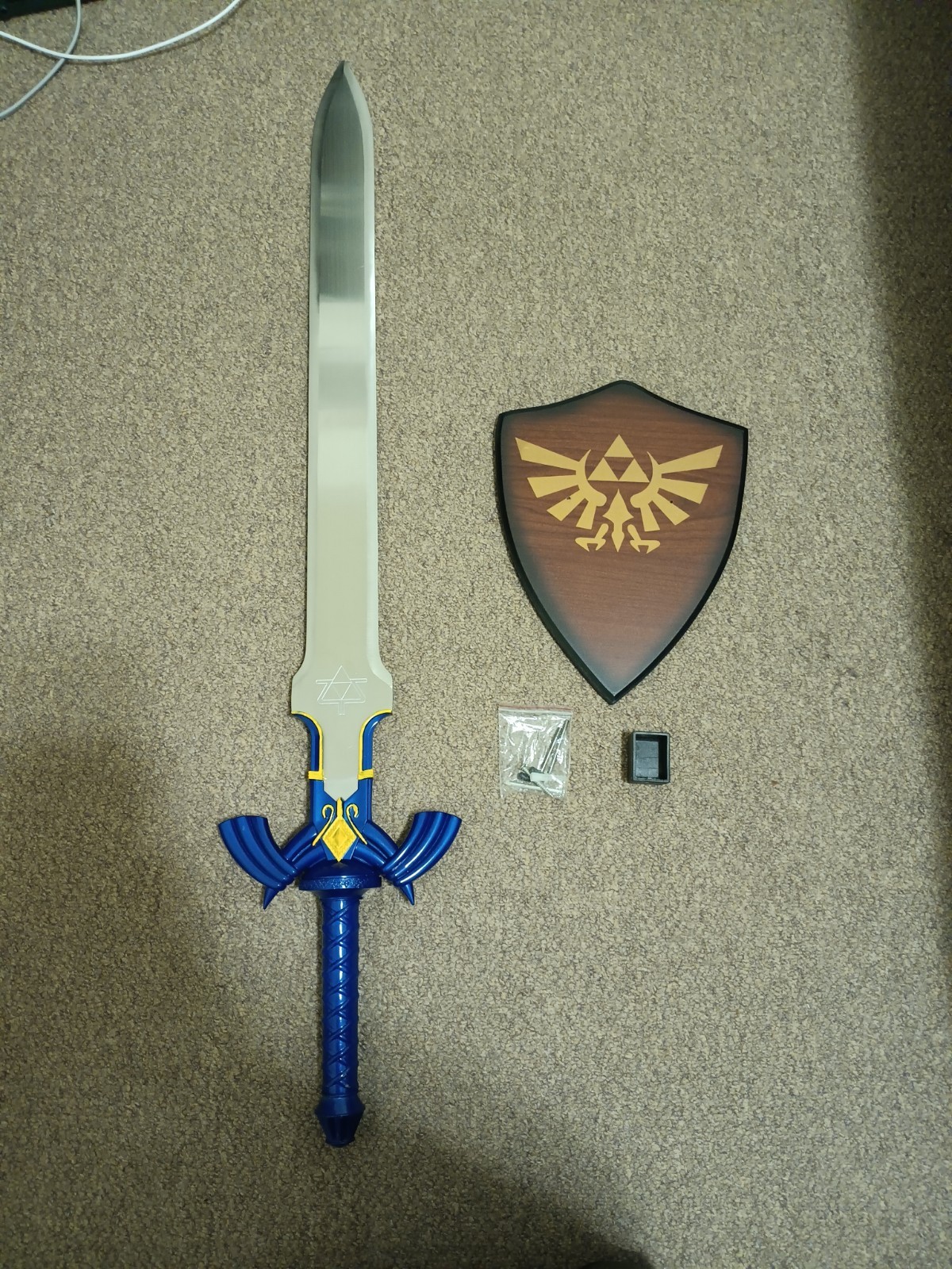 The Legend Of Zelda Master Sword Replica With Plaque Mount. (Blue Color Version)