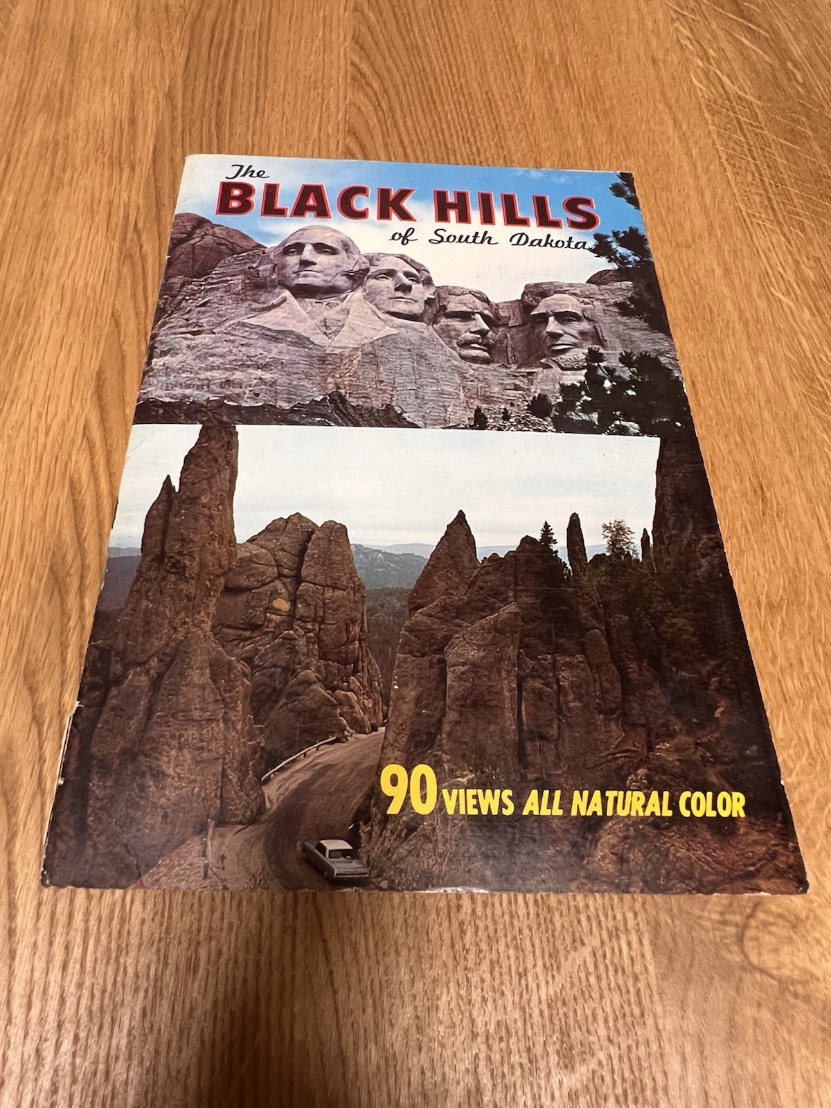 Vintage Black Hills of South Dakota Travel Souvenir Book 90 Views