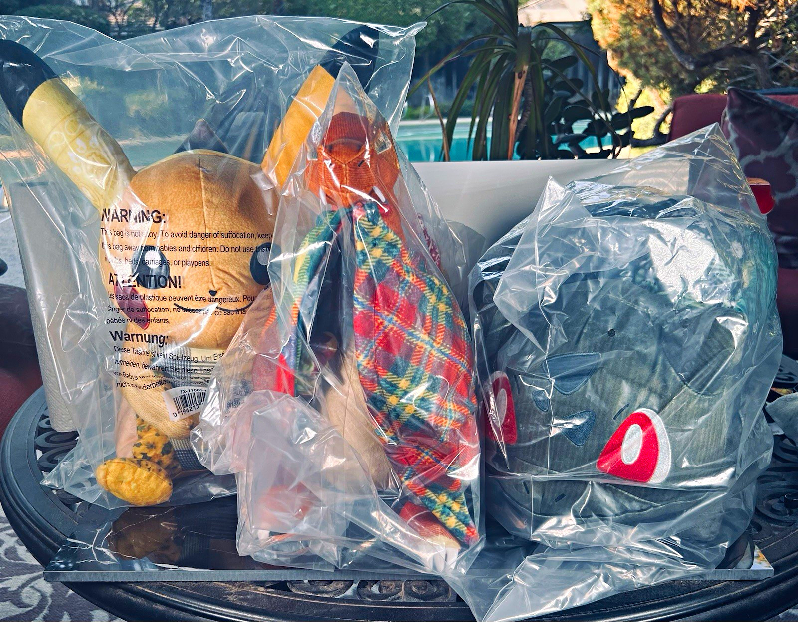 Pokemon Center x Sean Wotherspoon Plush Set Pikachu Charizard Bulbasaur NWT 3 Pk Pokemon Center x Sean Wotherspoon Plush Set Pikachu Charizard Bulbasaur NWT 3 Pk