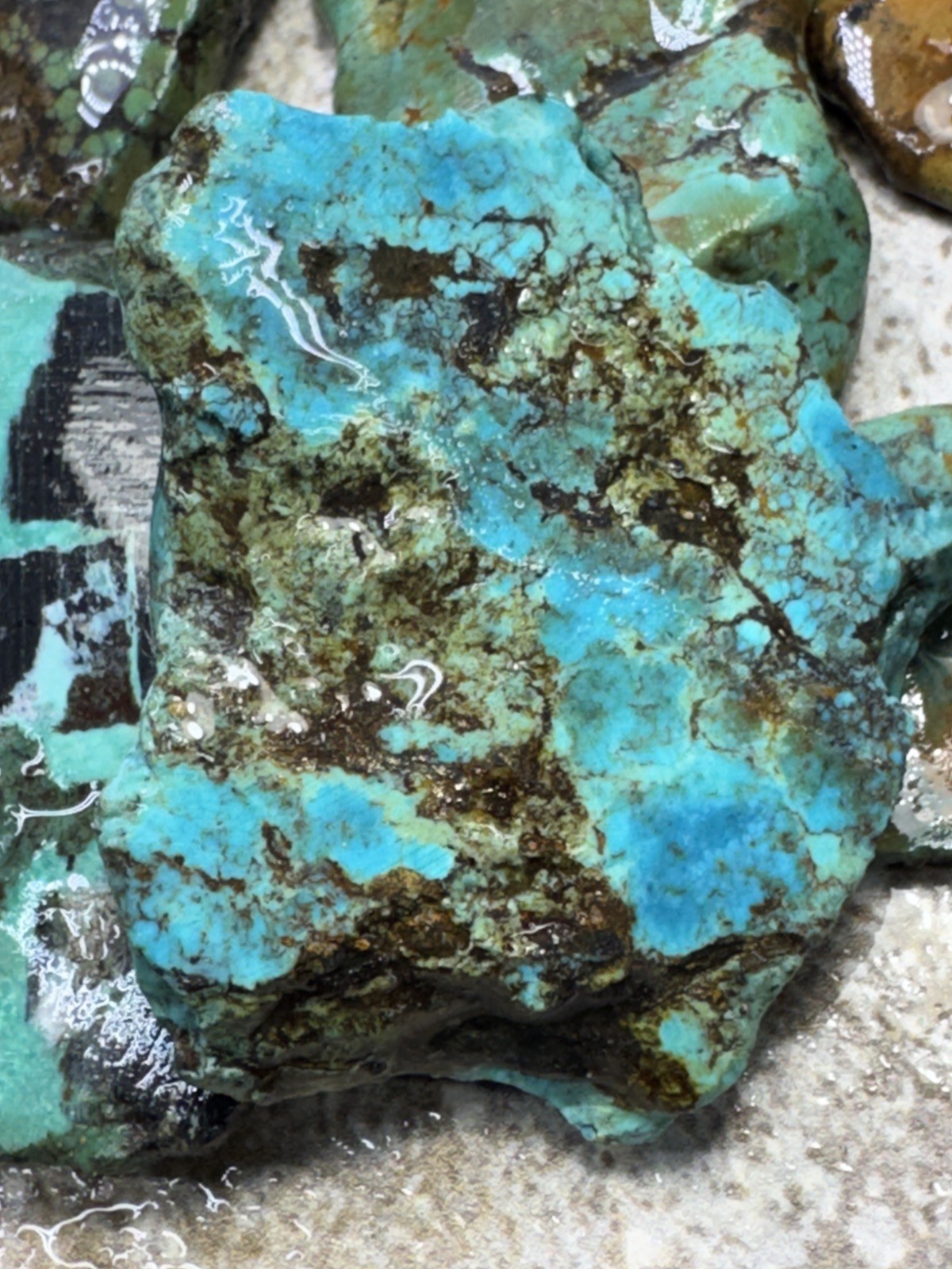 Hubei vein turquoise in mixed colors ( stabilized) 