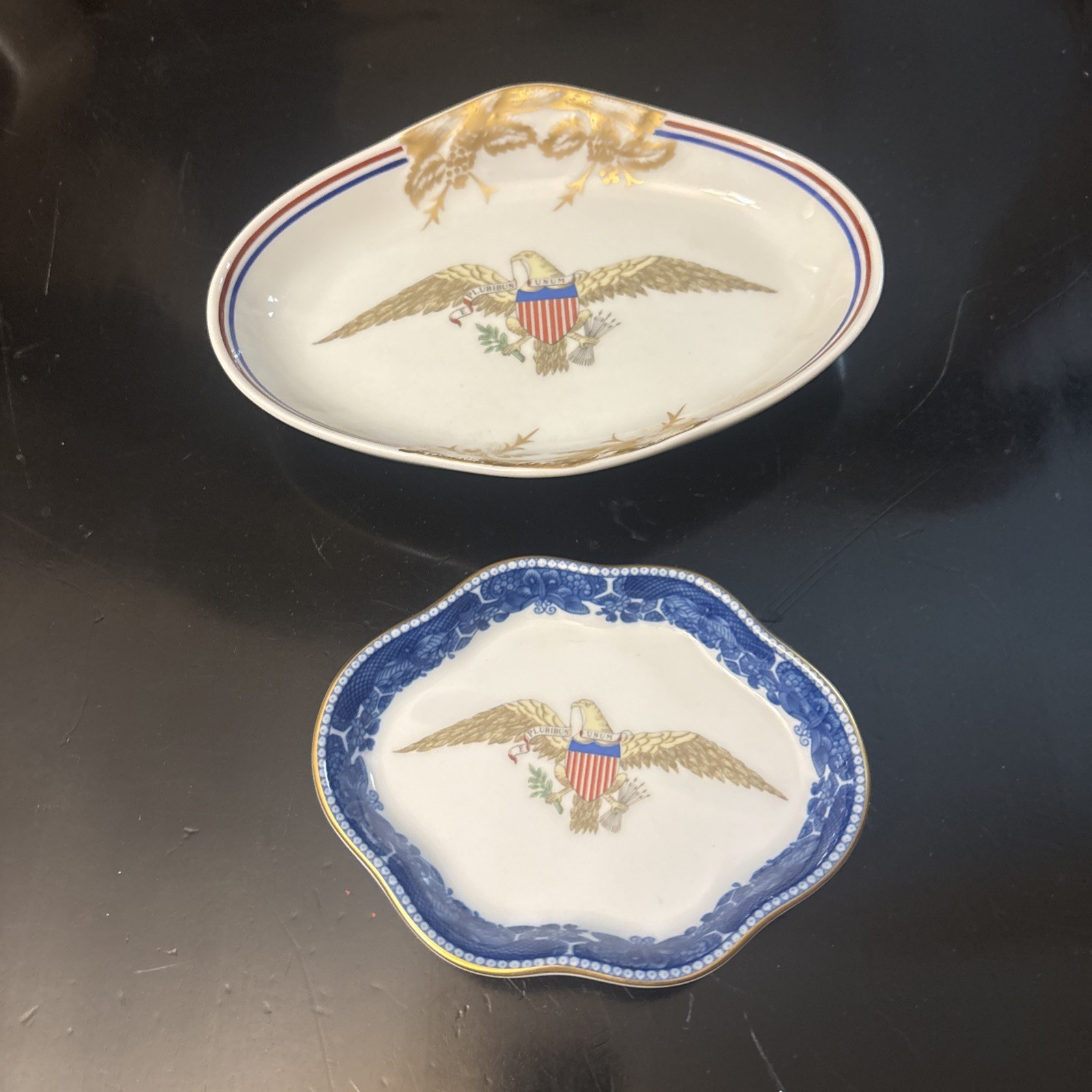 Mottahedeh Diplomatic Eagle Service Porcelain Trinket Dishes 4.5” And 7” X 5”